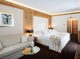 SCHLOSSHOTEL 5*, ISCHGL